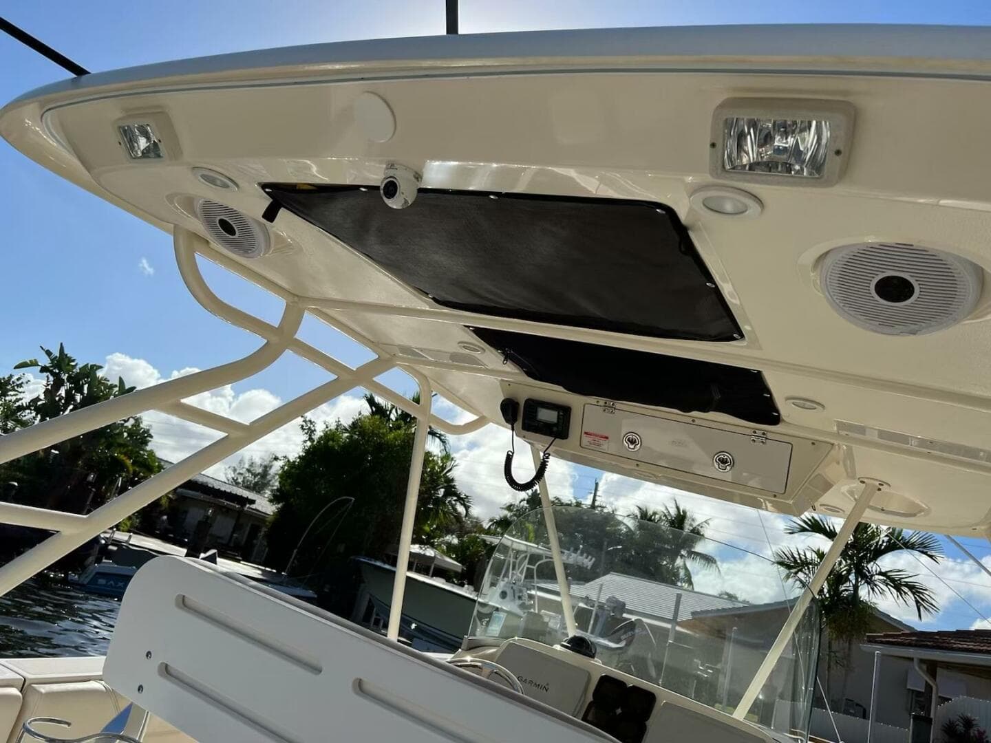 2009 Pursuit S 310 Sport — photo 15