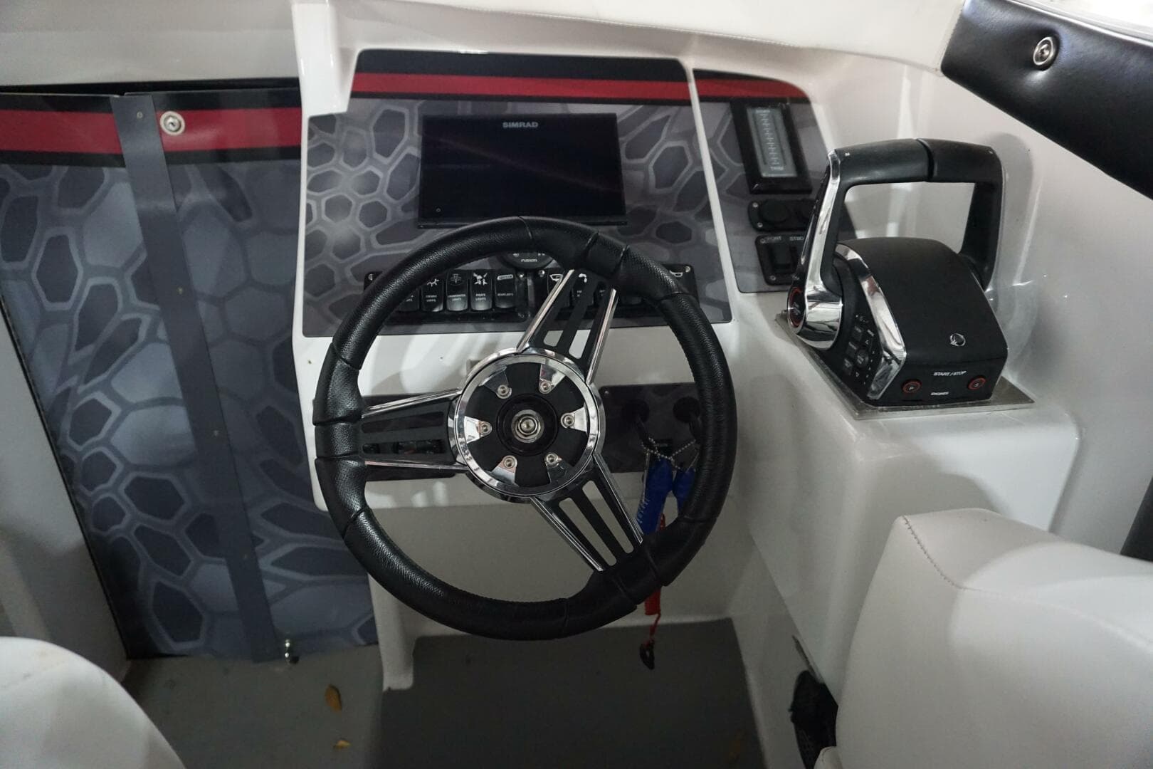 1998 Active Thunder 32 CC — photo 2