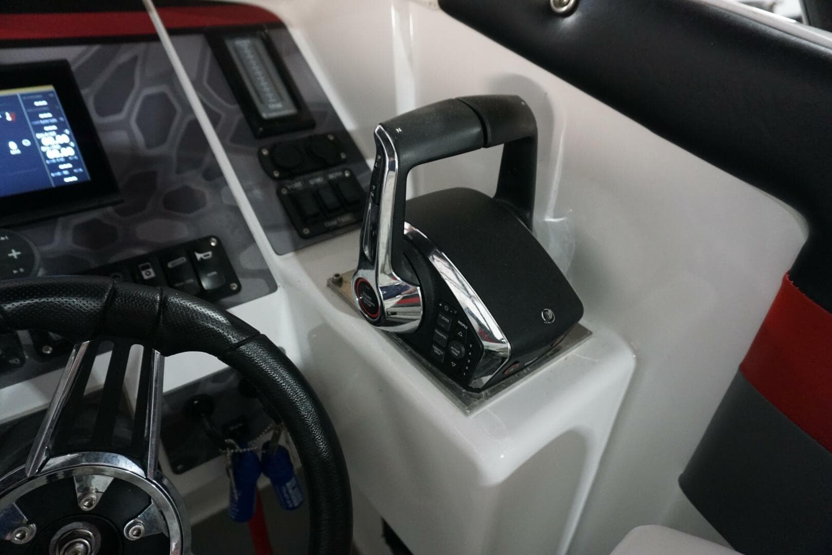 1998 Active Thunder 32 CC — photo 11