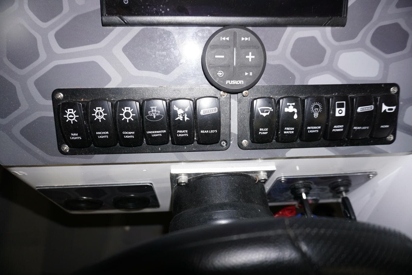 1998 Active Thunder 32 CC — photo 15