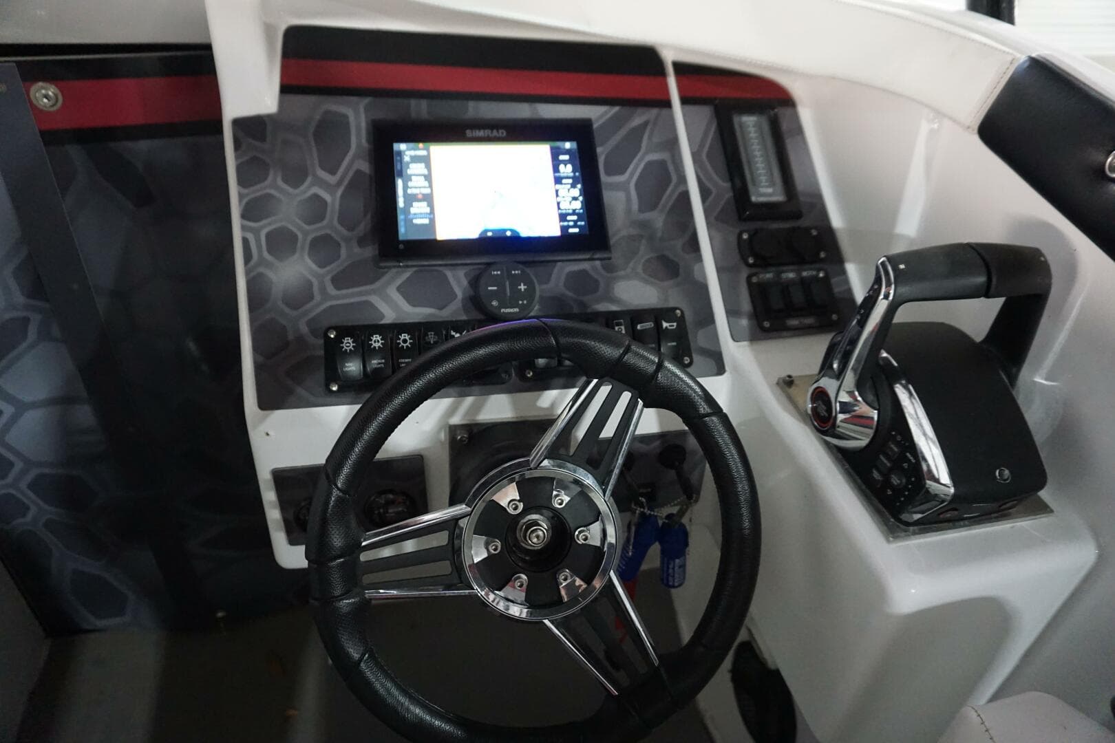 1998 Active Thunder 32 CC — photo 12