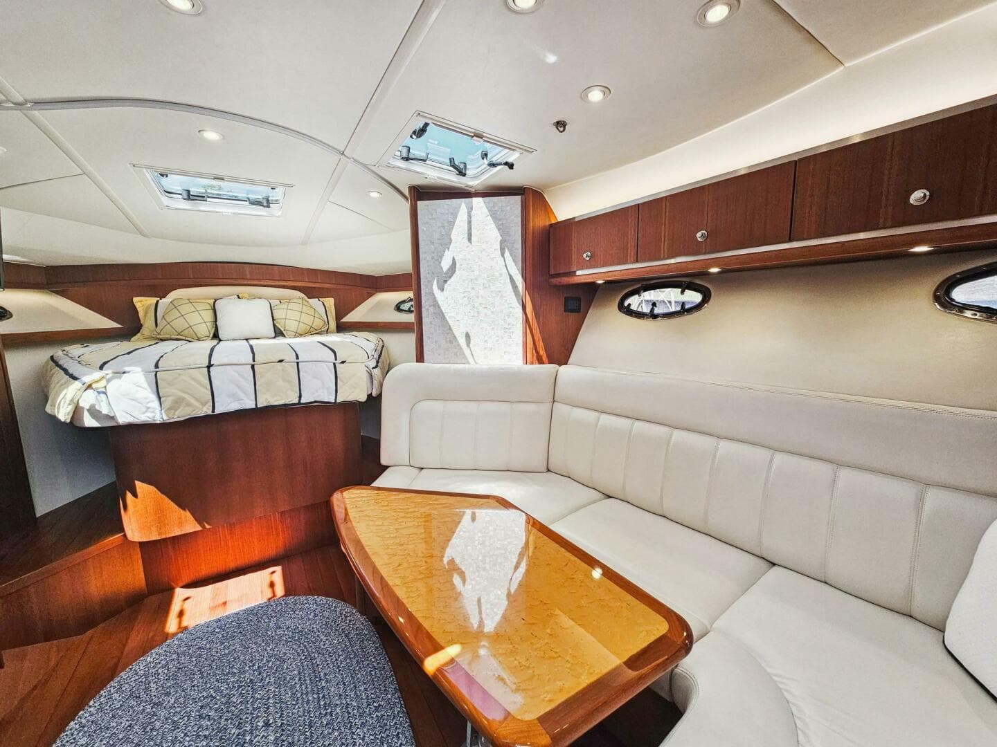 2006 Tiara Yachts 3200 Open — photo 16
