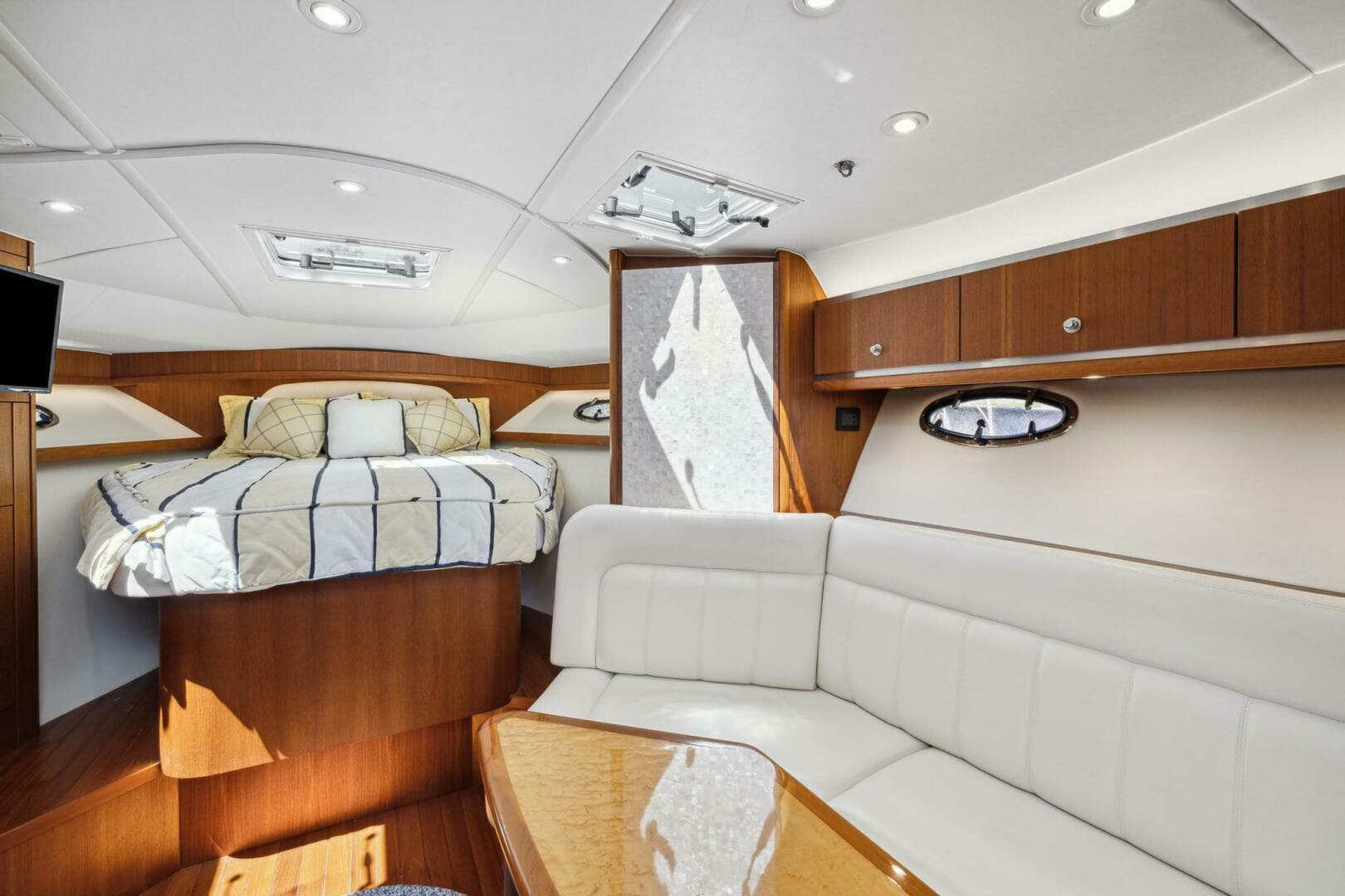 2006 Tiara Yachts 3200 Open — photo 20