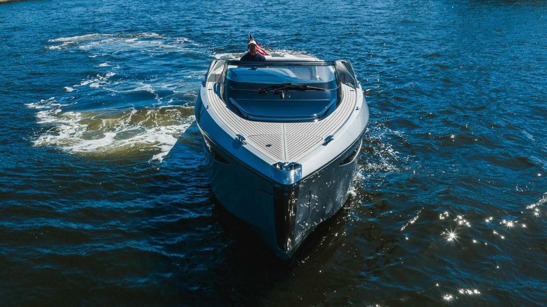 2020 Princess R35 — photo 3