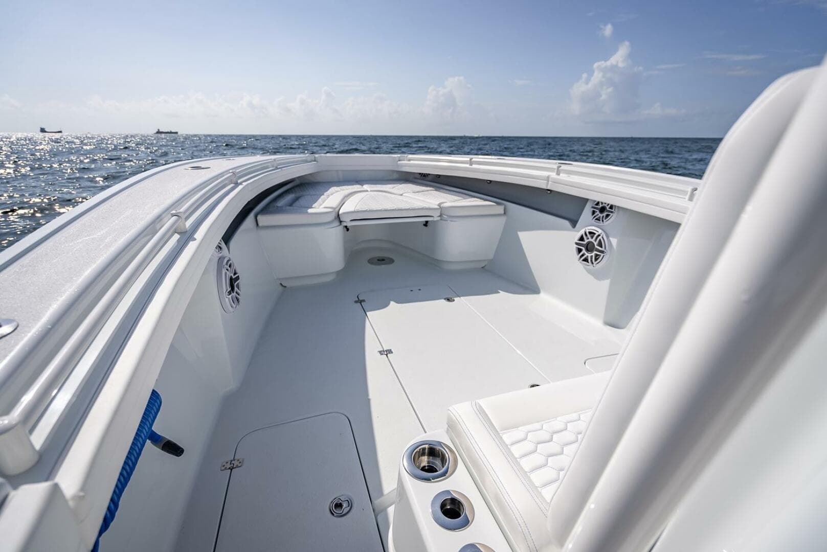 2025 Yellowfin 34 Offshore — photo 35