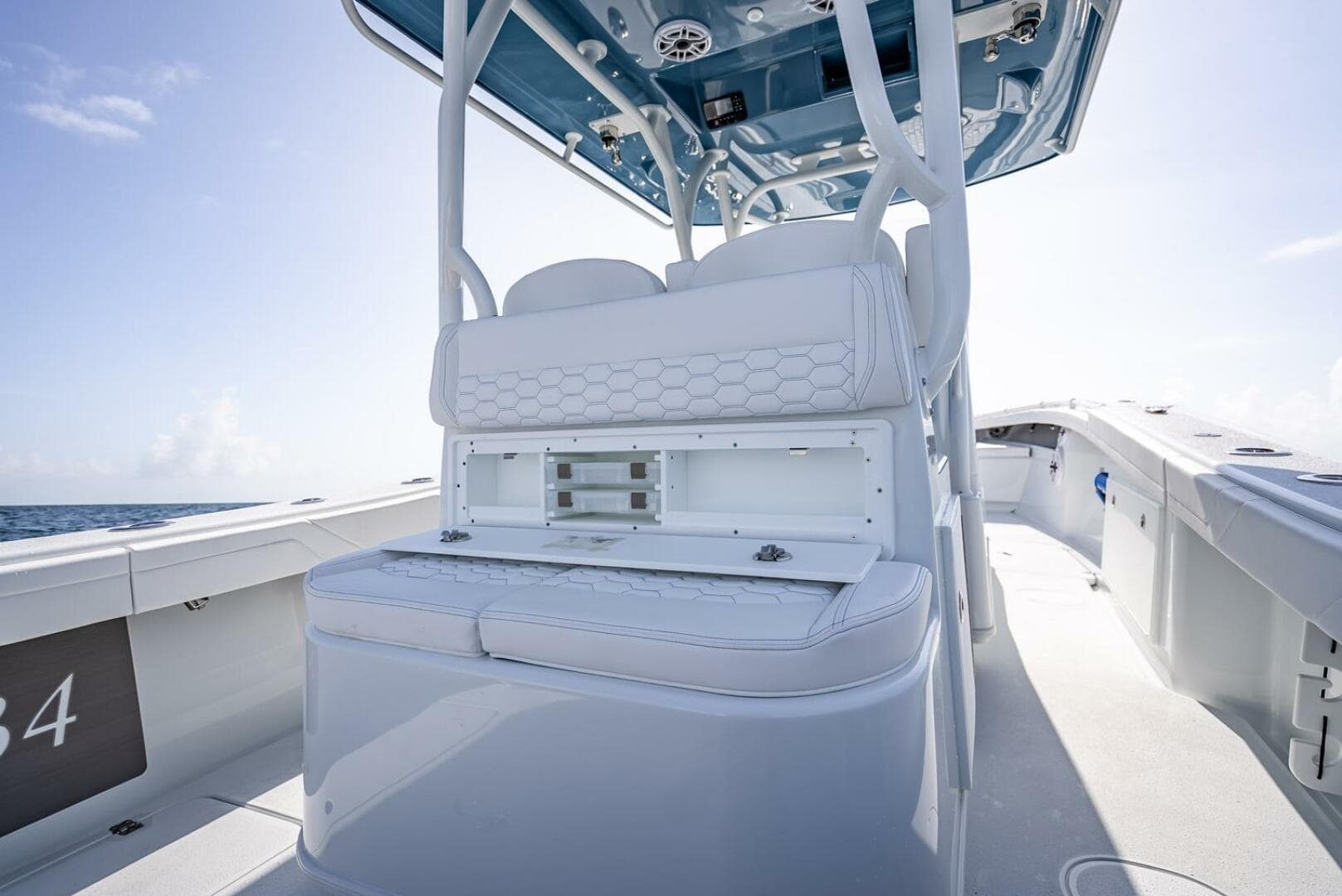 2025 Yellowfin 34 Offshore — photo 21
