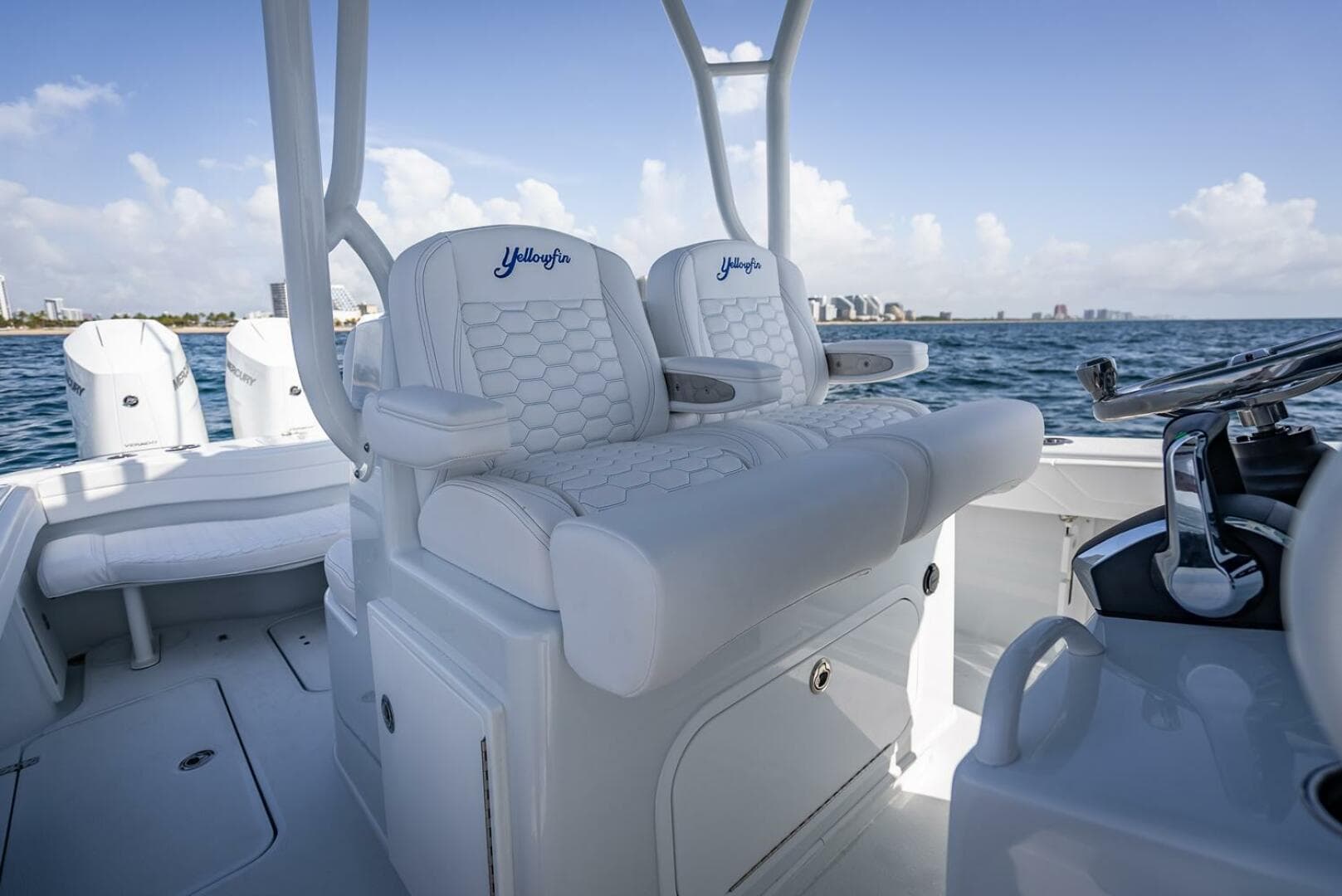 2025 Yellowfin 34 Offshore — photo 15