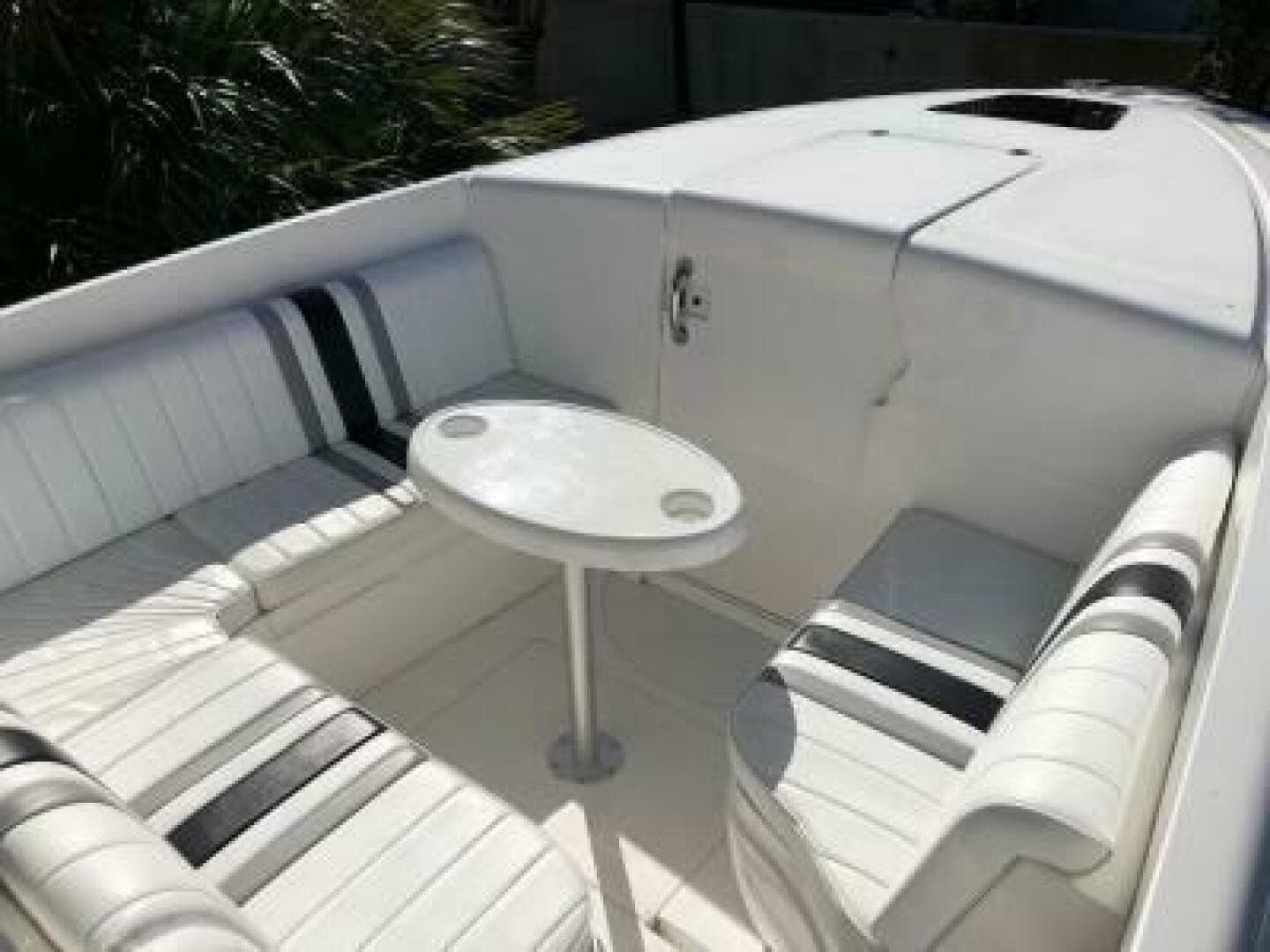 2011 Intrepid 323 Cuddy — photo 11