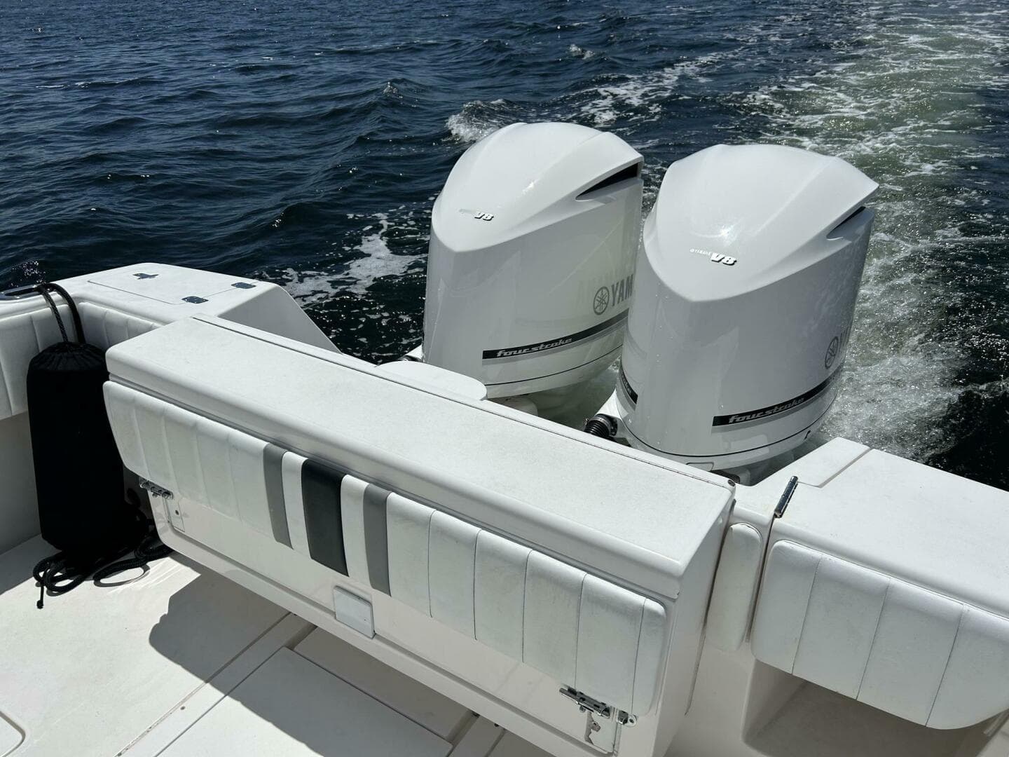 2011 Intrepid 323 Cuddy — photo 36