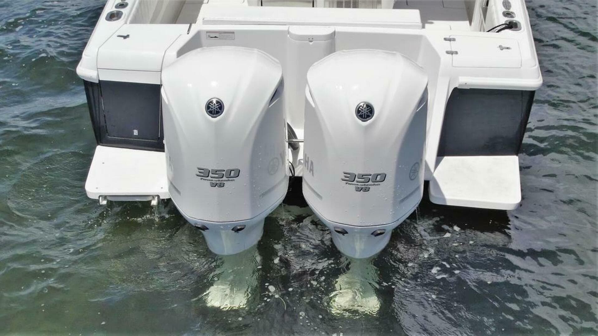 2011 Intrepid 323 Cuddy — photo 29