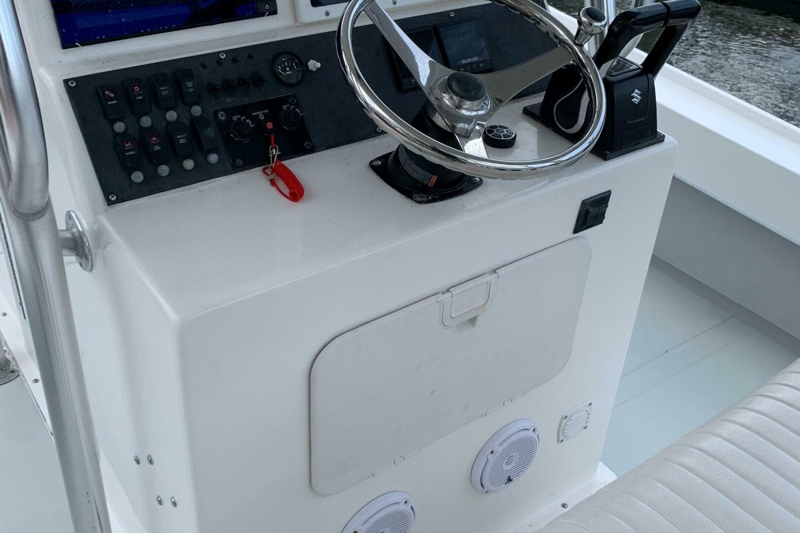 2011 Dusky 28 Xl — photo 4