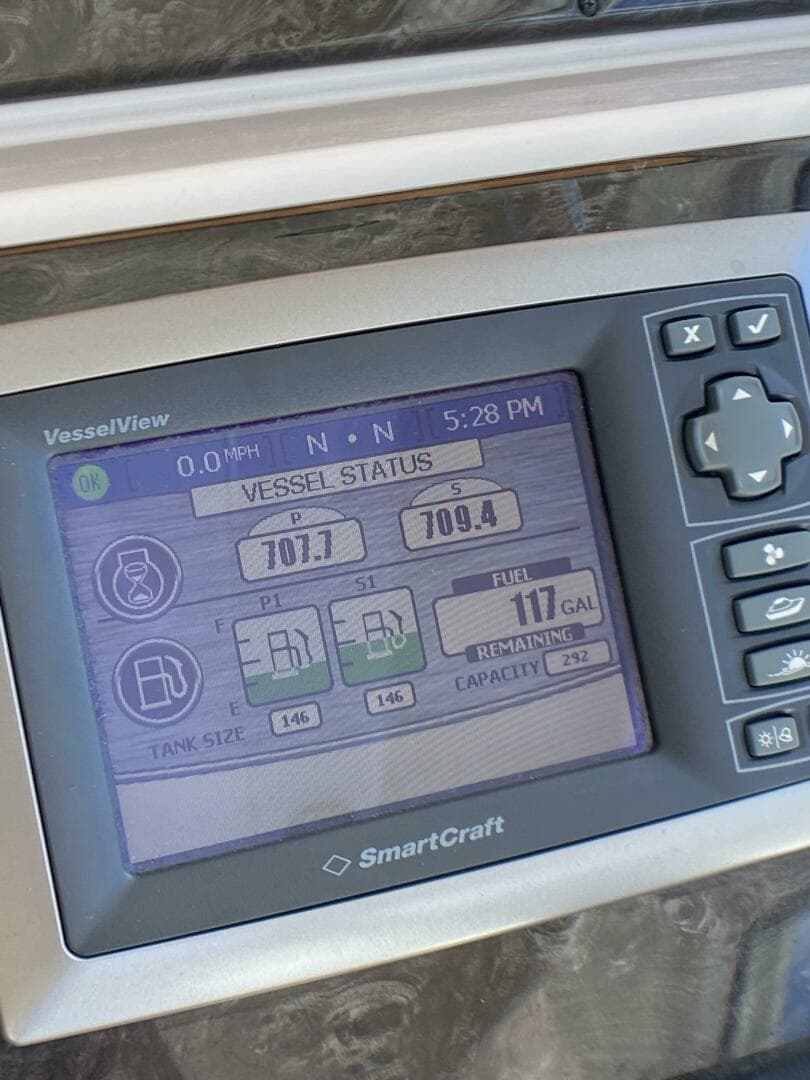 2010 Sea Ray 45 Sundancer — photo 41