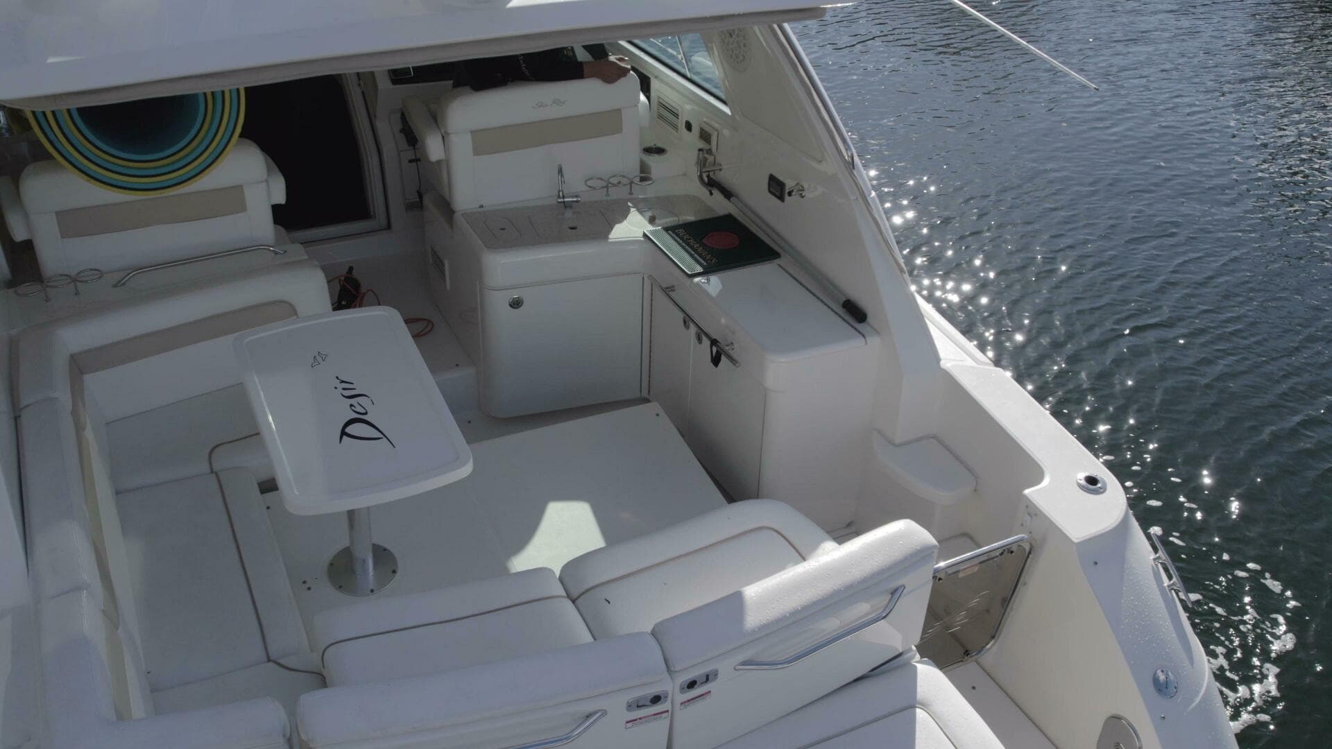 2010 Sea Ray 45 Sundancer — photo 53