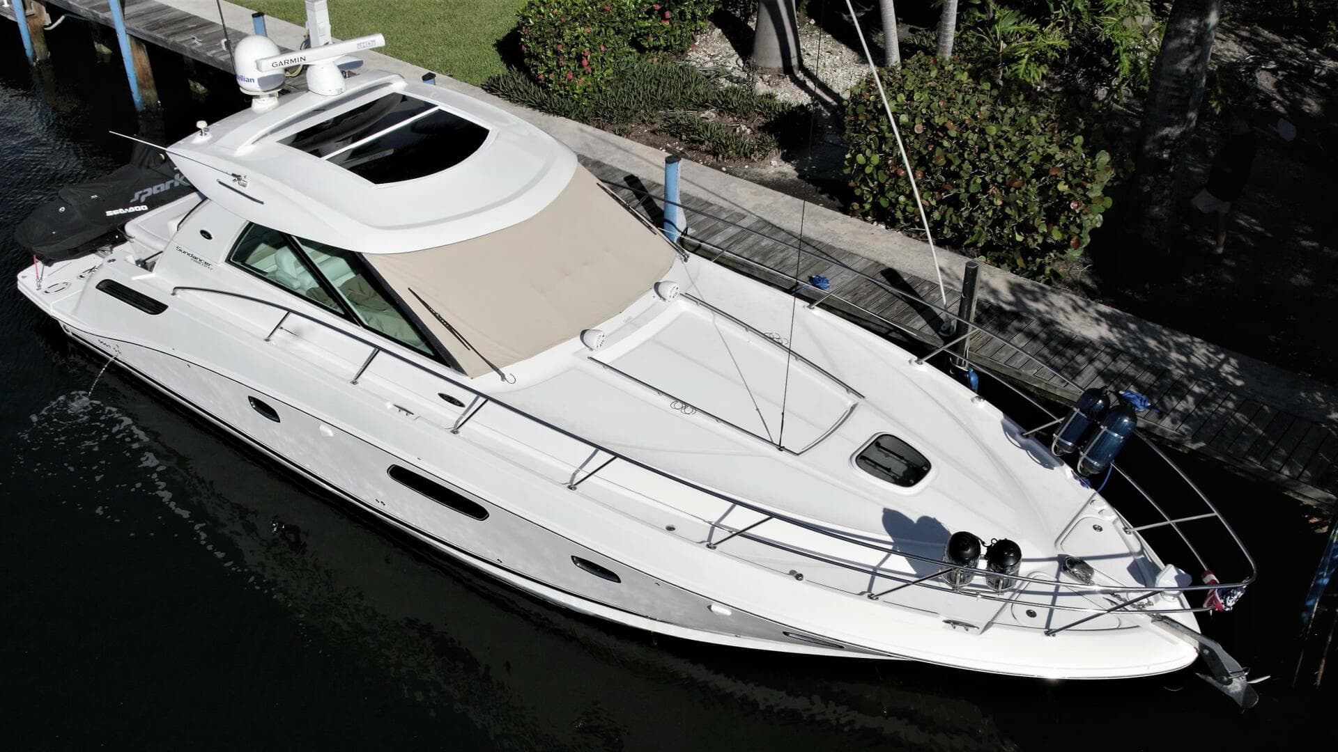 2010 Sea Ray 45 Sundancer — photo 1