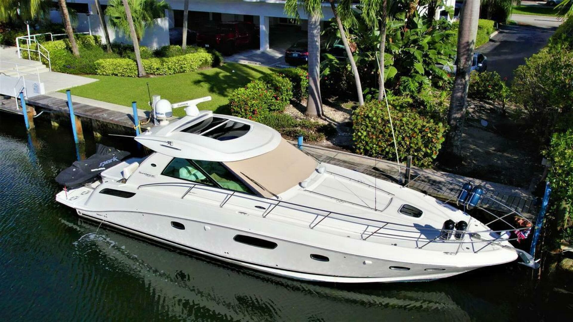 2010 Sea Ray 45 Sundancer — photo 3