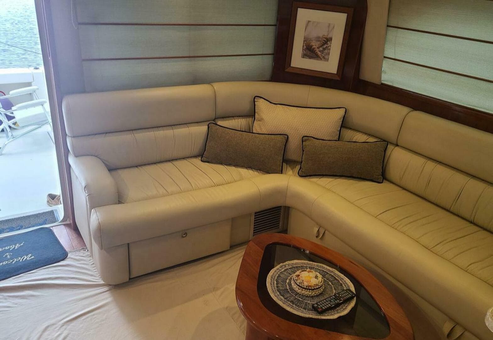 2009 Riviera 47 Enclosed Flybridge Series II — photo 40