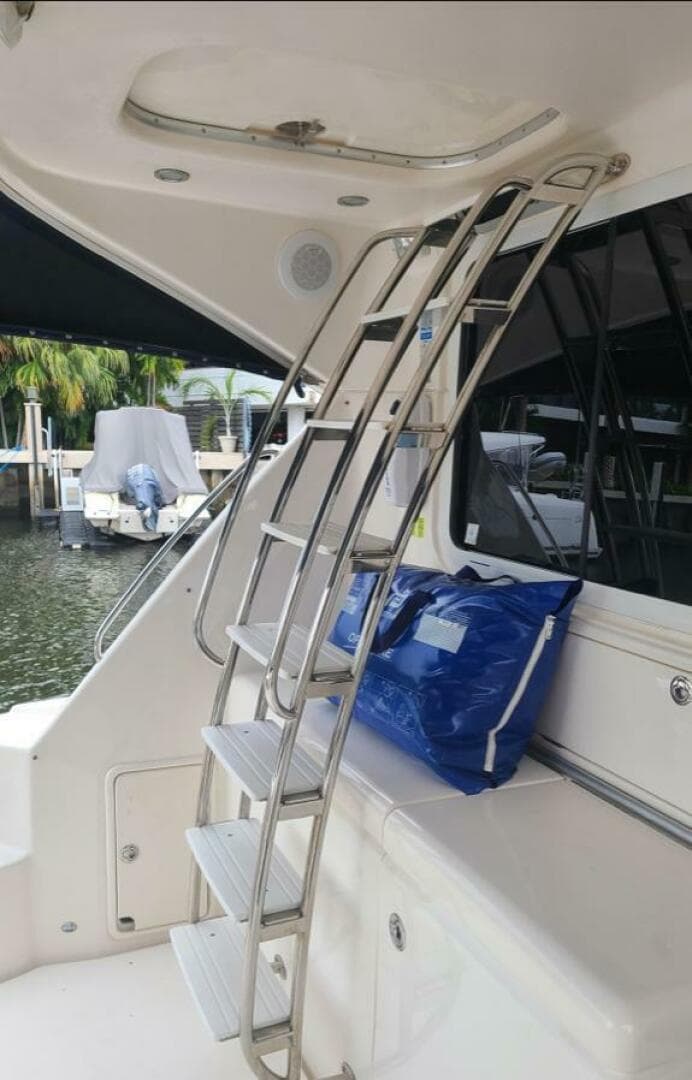 2009 Riviera 47 Enclosed Flybridge Series II — photo 47