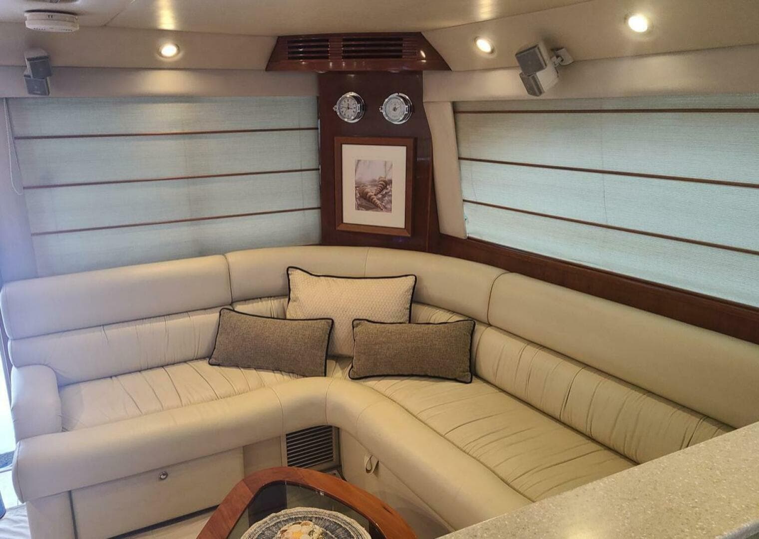 2009 Riviera 47 Enclosed Flybridge Series II — photo 36