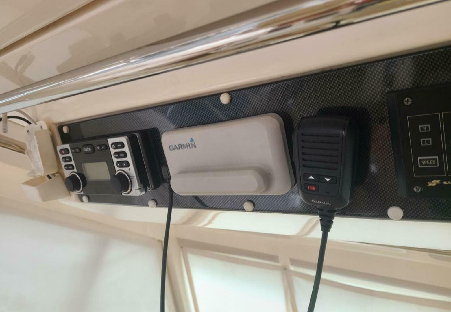 2009 Riviera 47 Enclosed Flybridge Series II — photo 6