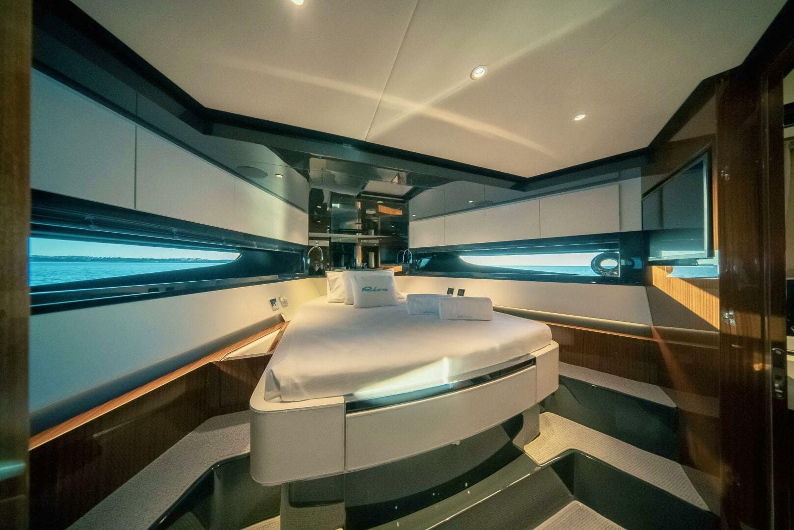 2023 Riva — photo 23