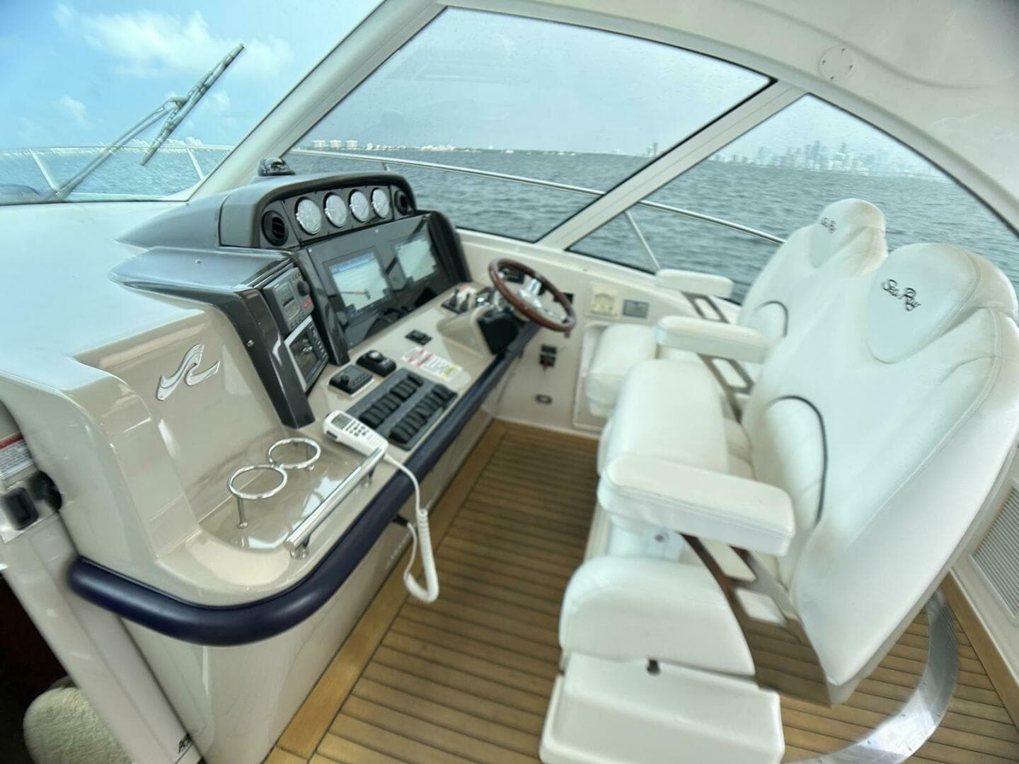 2008 Sea Ray 480 Sundancer — photo 46