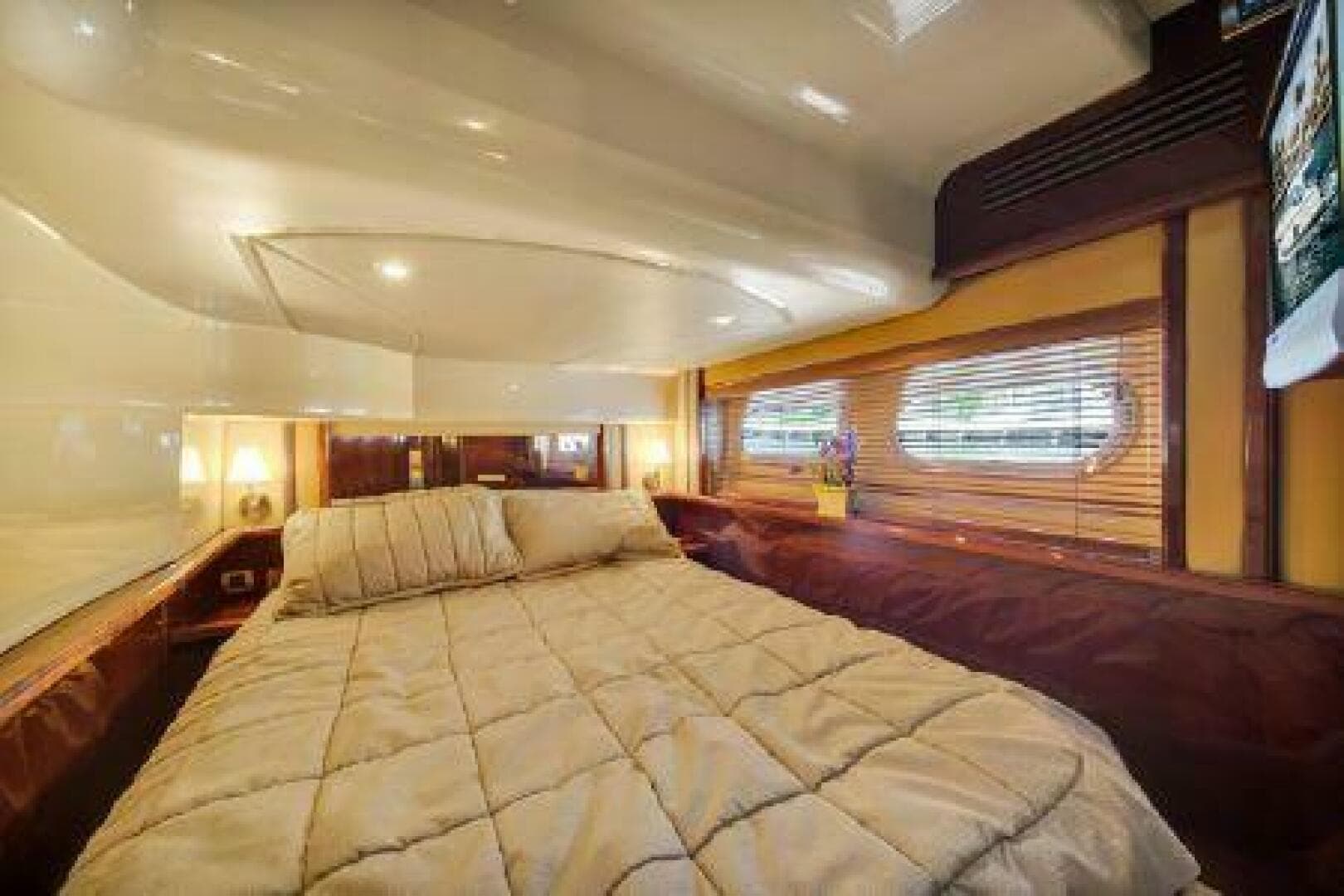 2007 Sea Ray 520 Sedan Bridge — photo 29