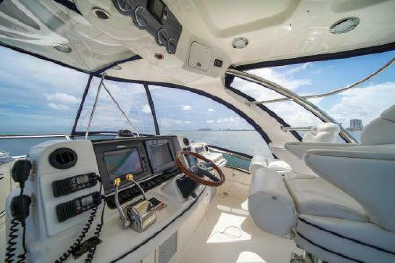 2007 Sea Ray 520 Sedan Bridge — photo 20