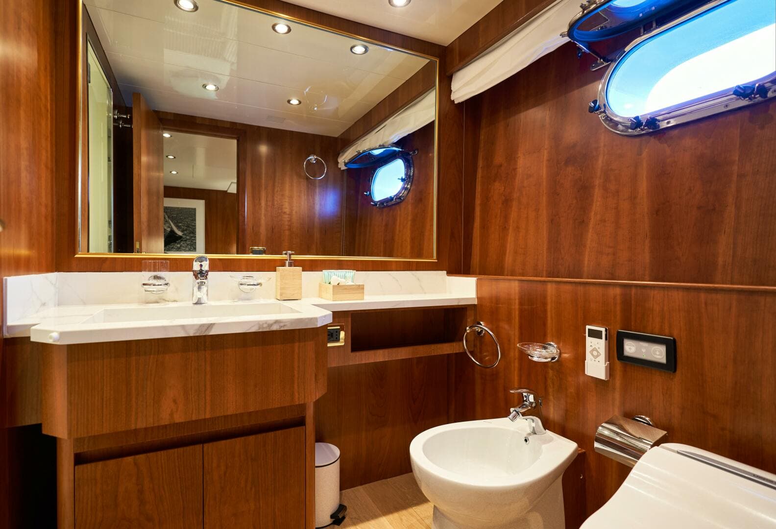 2009 Costruzioni Navali Tigullio Castagnola Custom — photo 30