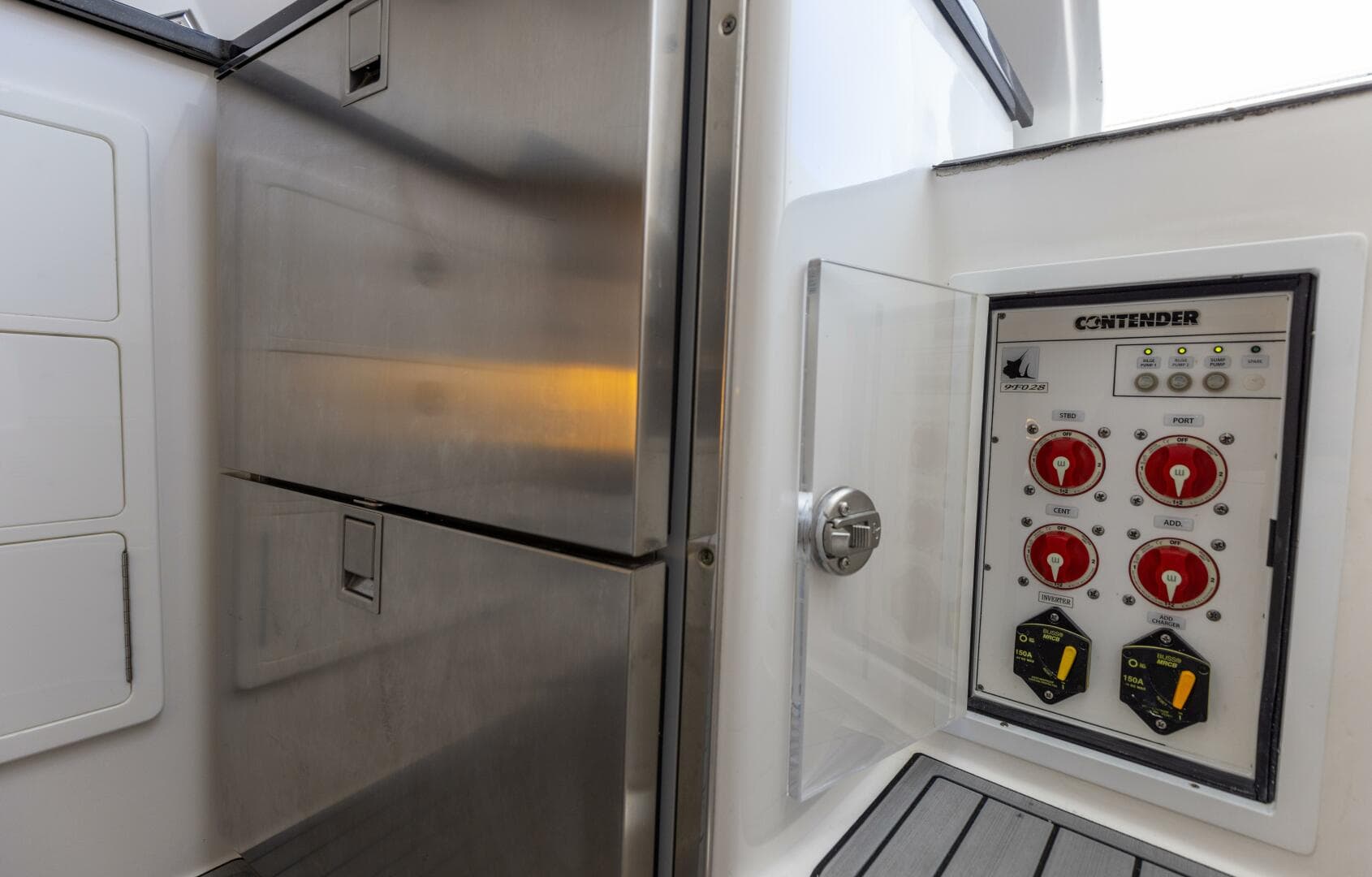 2021 Contender 39 Fa — photo 61