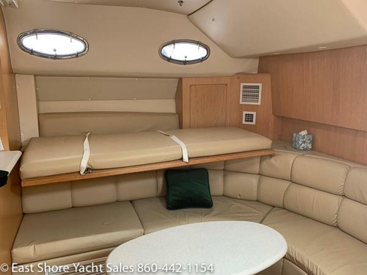 2003 Tiara Yachts 4000 Express — photo 13