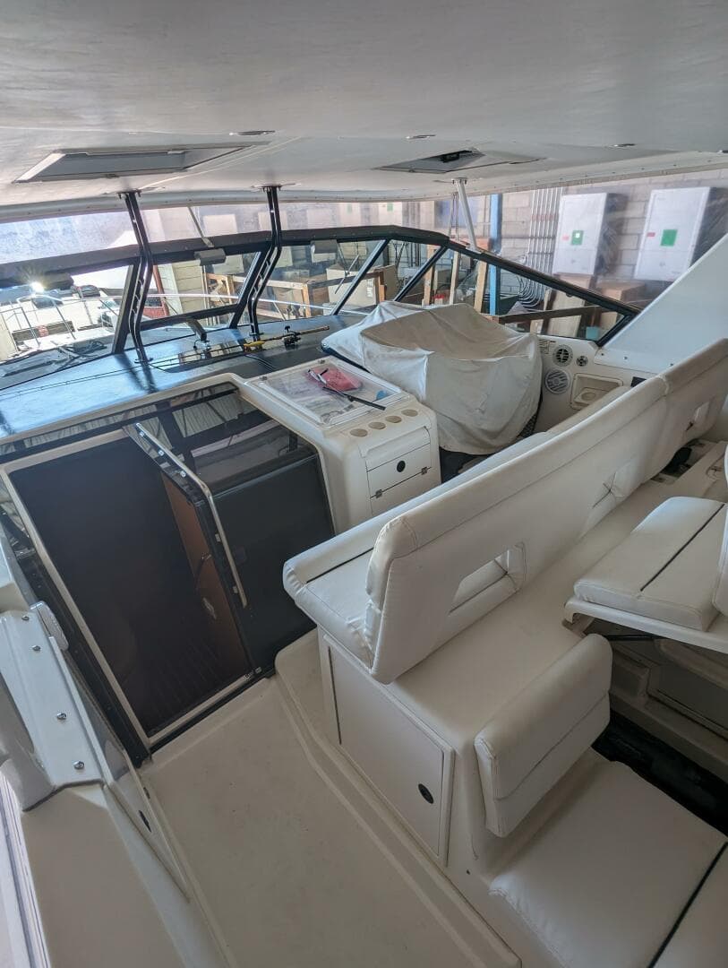 2003 Tiara Yachts 4000 Express — photo 4