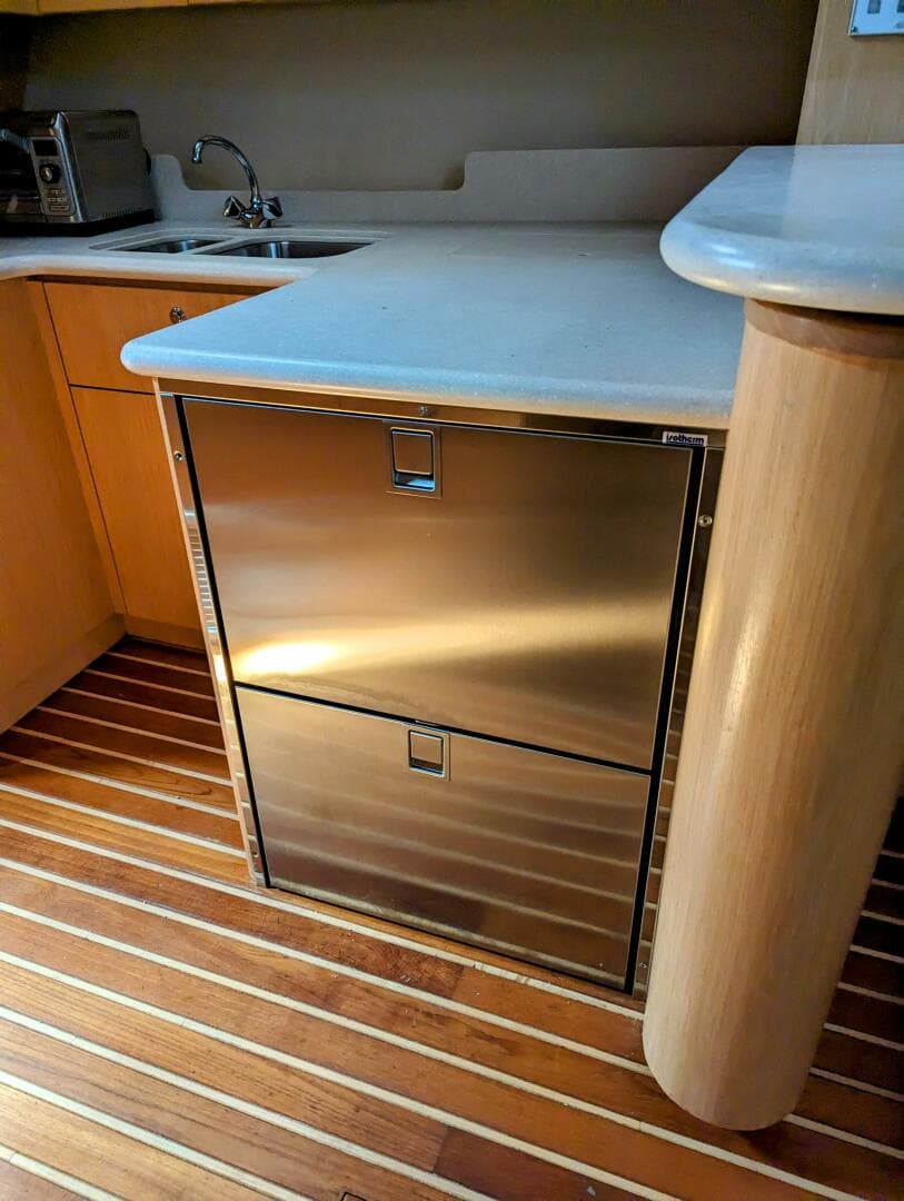 2003 Tiara Yachts 4000 Express — photo 15