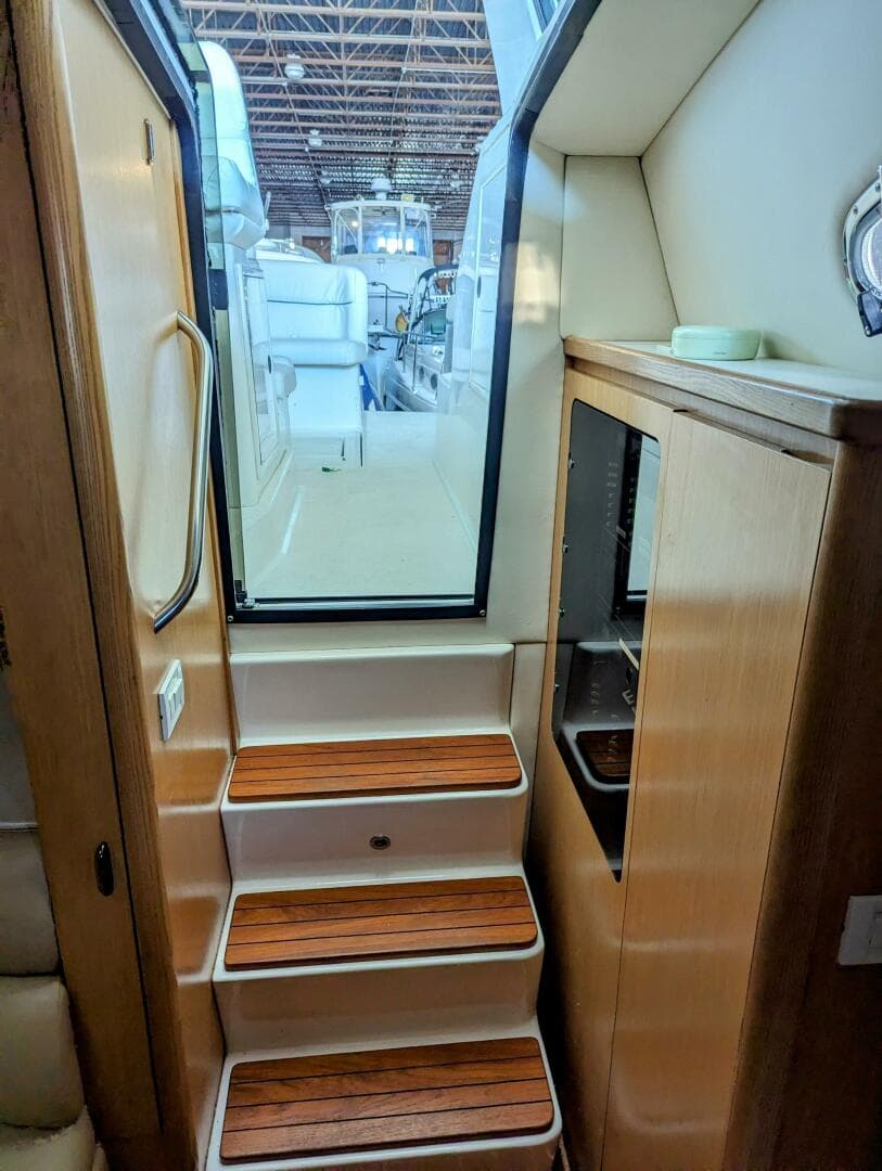 2003 Tiara Yachts 4000 Express — photo 8