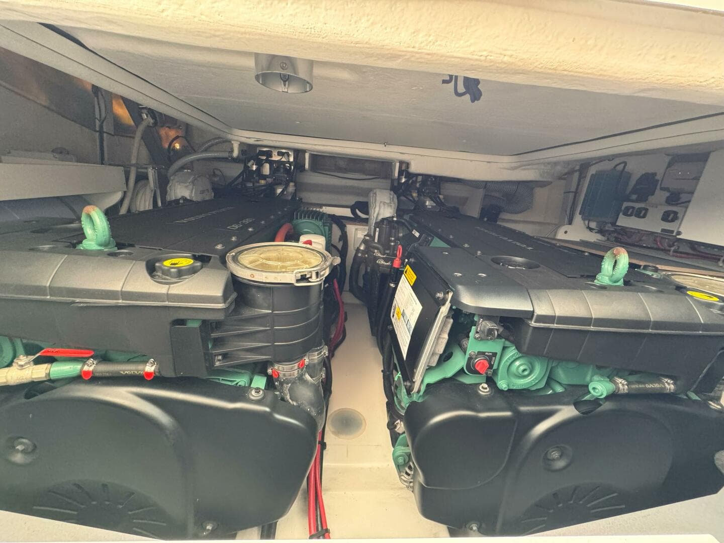 2021 Beneteau Gran Turismo 40 — photo 14