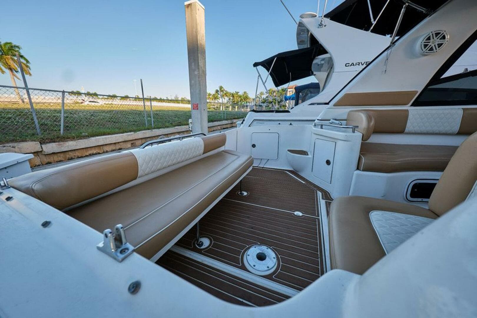 1997 Sea Ray 290 Sundancer — photo 12