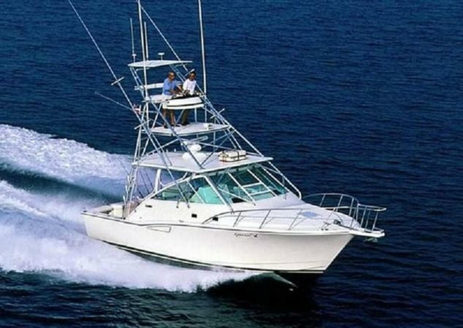 2000 Cabo 35 Express — photo 1