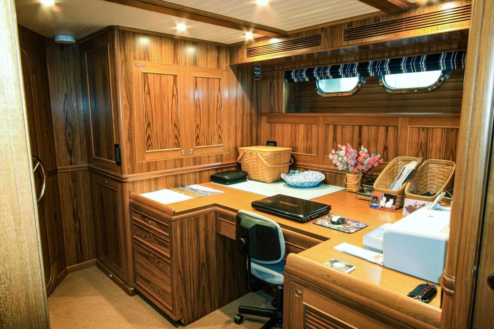 2011 Nordhavn — photo 22