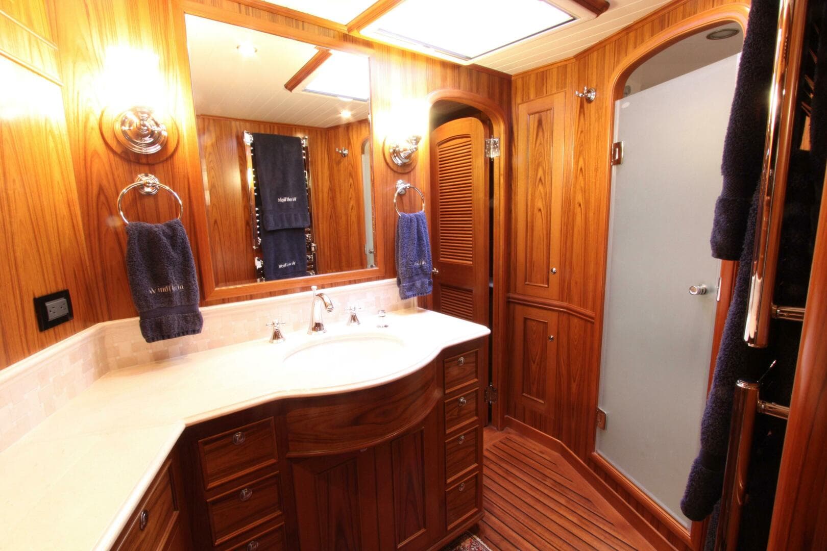 2011 Nordhavn — photo 26