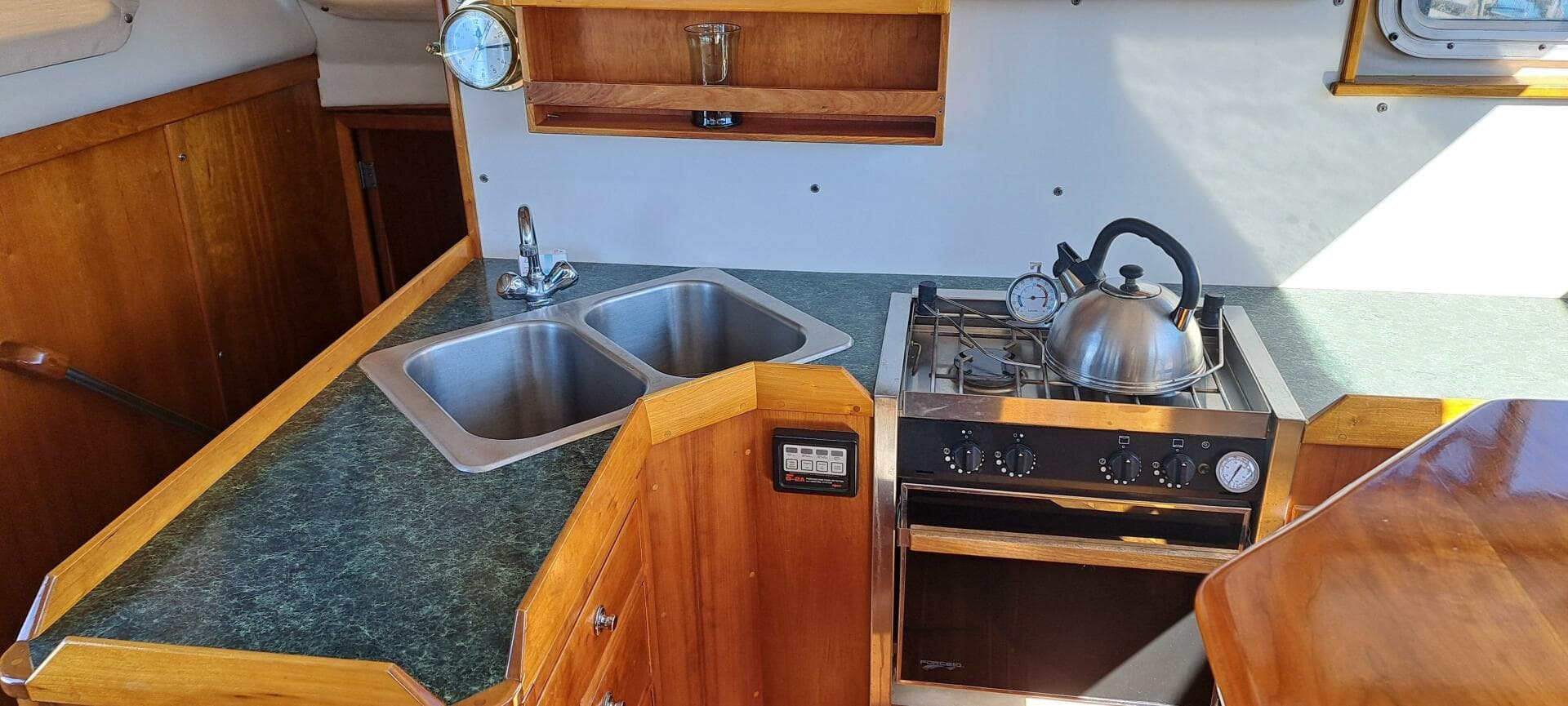 1999 Rozema Boat Works — photo 5