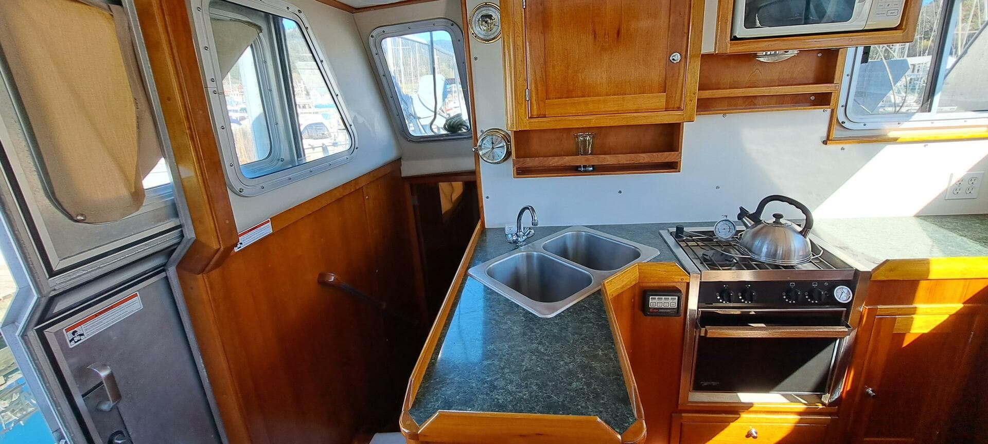 1999 Rozema Boat Works — photo 7