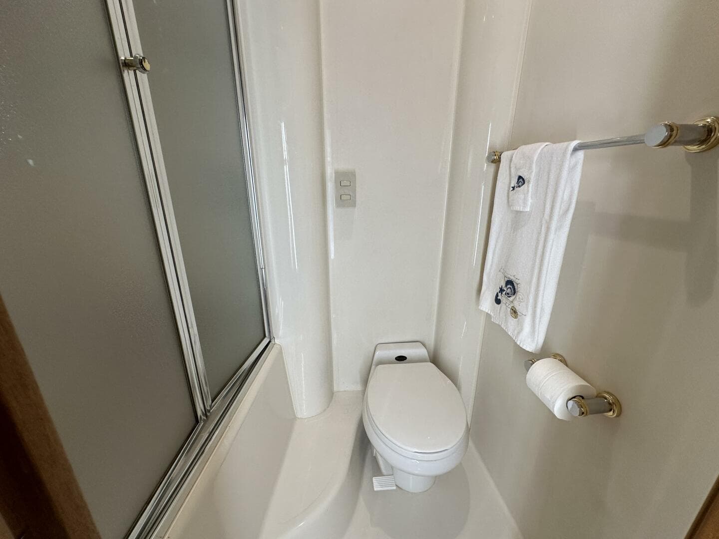 2000 Bayliner 5288 — photo 34