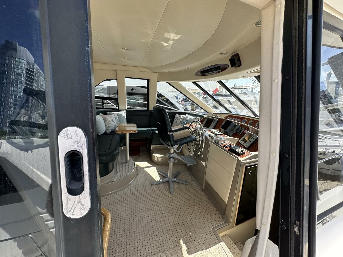 2000 Bayliner 5288 — photo 47