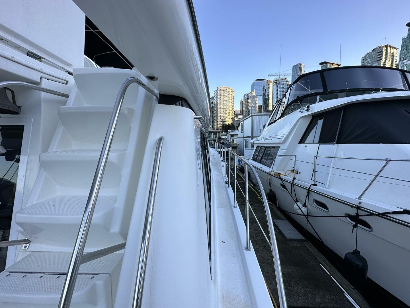 2000 Bayliner 5288 — photo 20