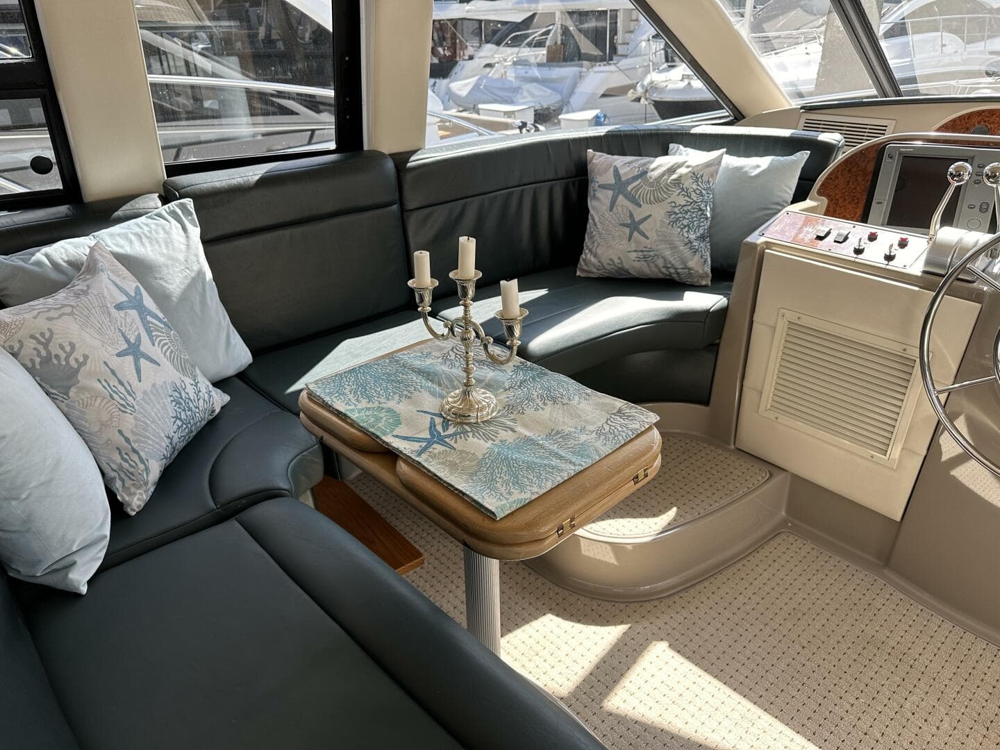 2000 Bayliner 5288 — photo 41