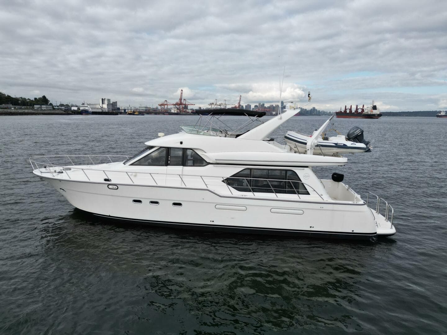 2000 Bayliner 5288 — photo 1