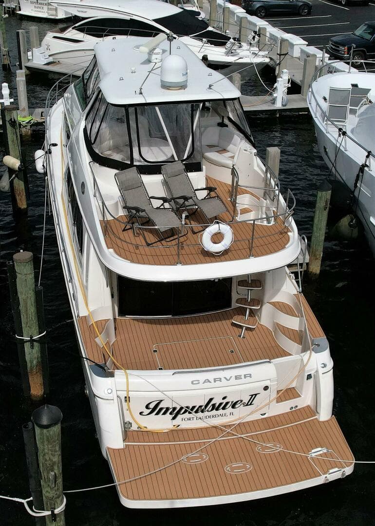 2006 Carver 56 Voyager — photo 3