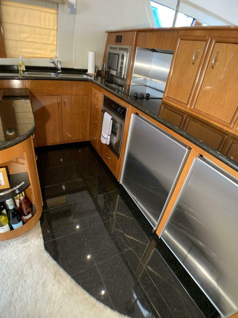 2006 Carver 56 Voyager — photo 61