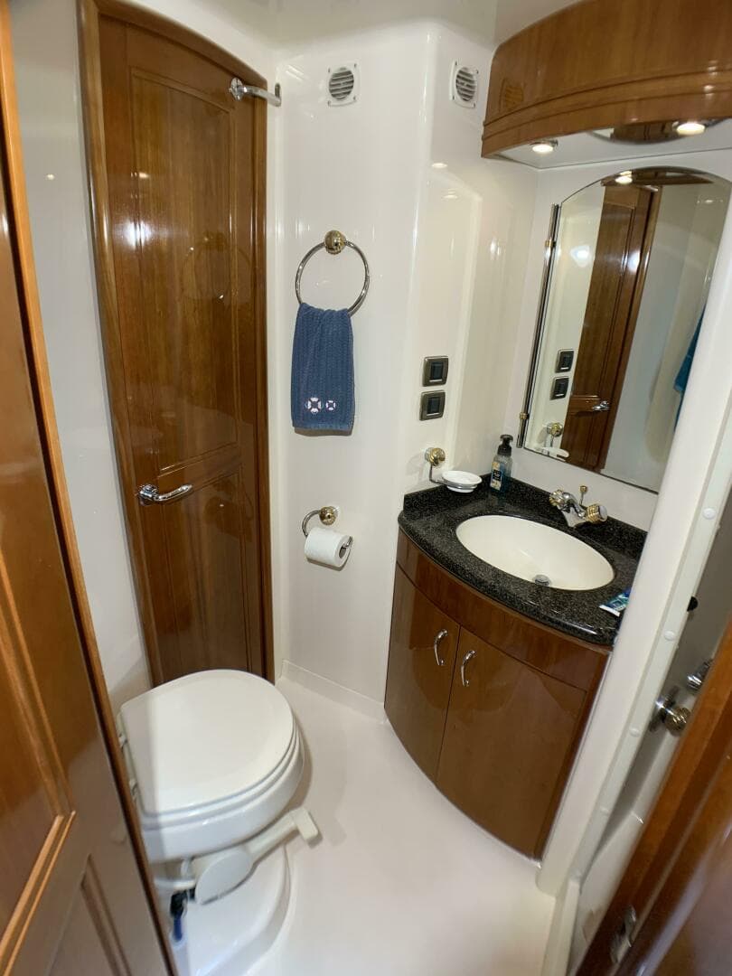 2006 Carver 56 Voyager — photo 83