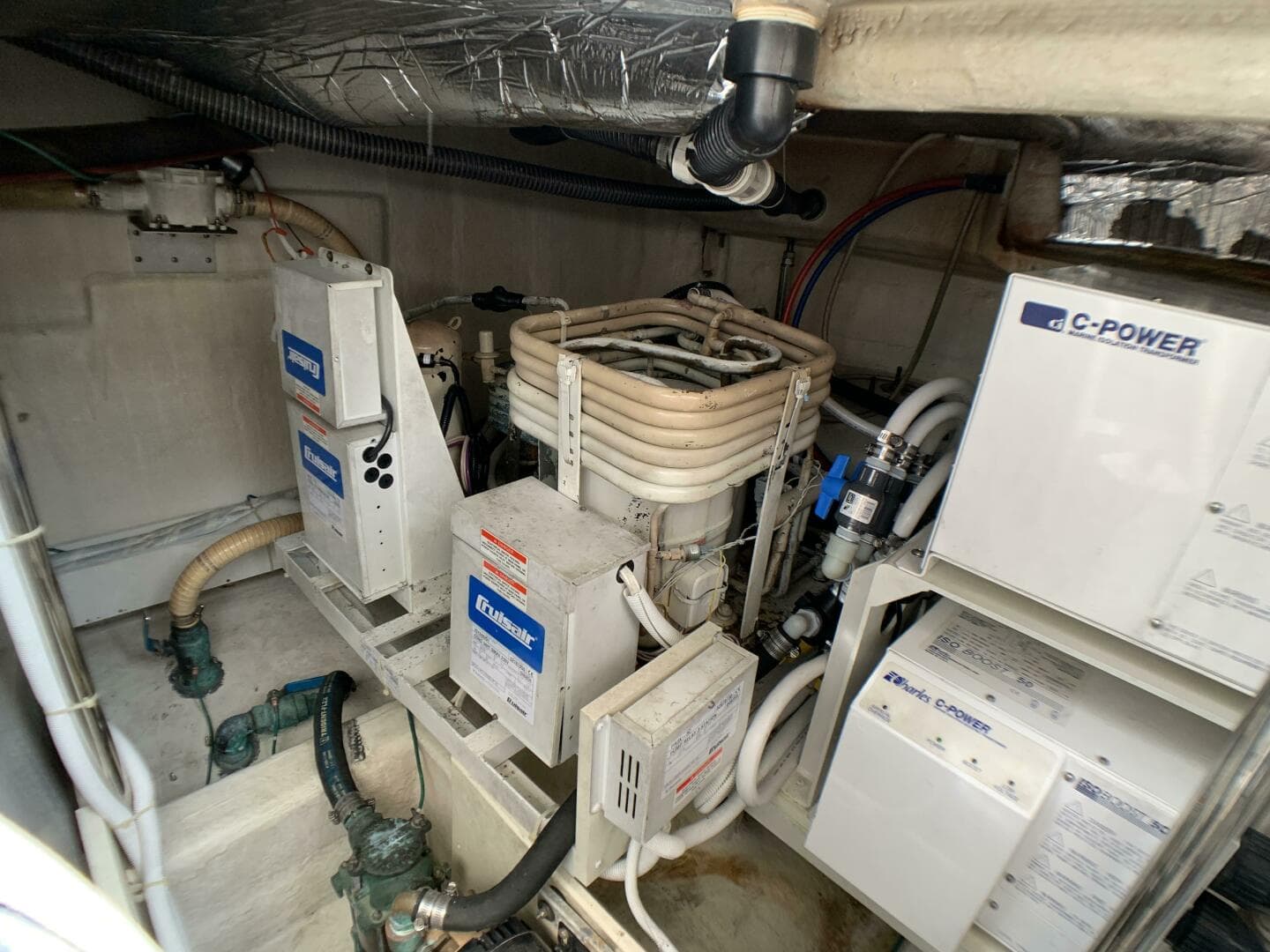 2006 Carver 56 Voyager — photo 49