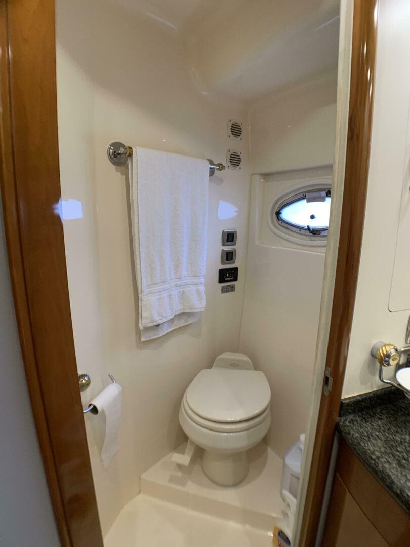 2006 Carver 56 Voyager — photo 75